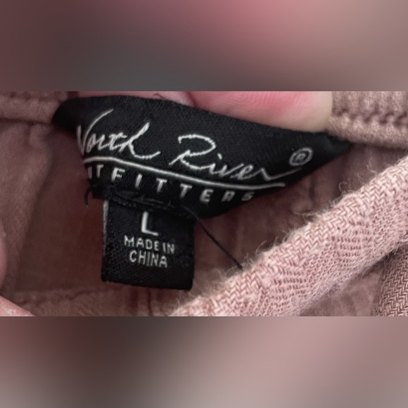 North River Outfitters 100% cotton mauve colored, wide leg, beachy pants; size L - Picture 6 of 9